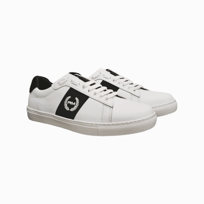 137 83B | The Rossimoda Milano Lace Up Sneaker in White offers a perfect blend of elegance and comfort. Crafted from premium leather, these sneakers provide exceptional durability and style for any occasion.