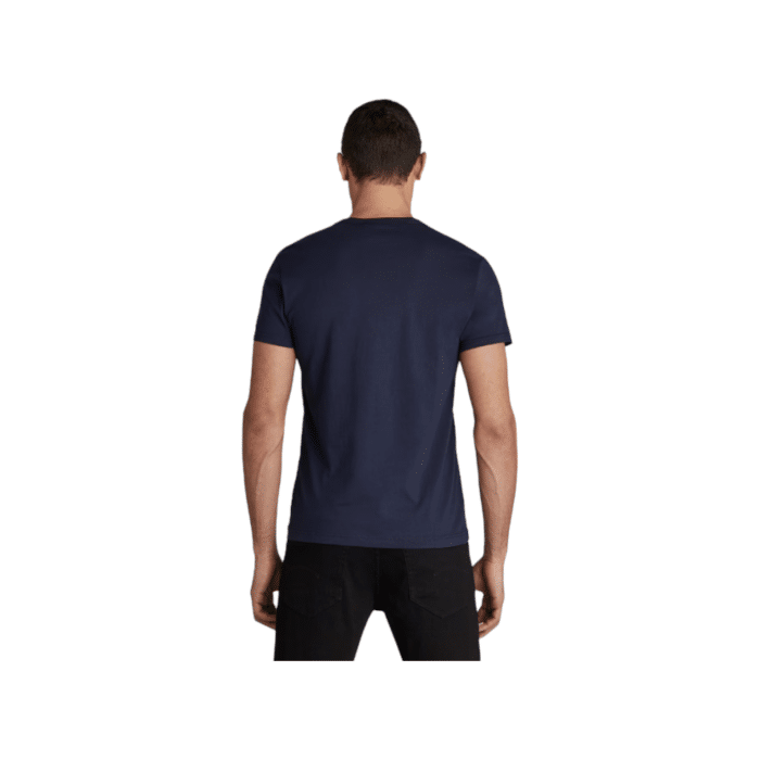 807 12B | The G Star Crew Holorn R T S/S in Navy Colour combines a classic crew neck design with a rich navy hue for a versatile and timeless look. Made from high-quality materials, this short-sleeve T-shirt offers exceptional comfort and durability, ideal for both casual and smart-casual outfits.