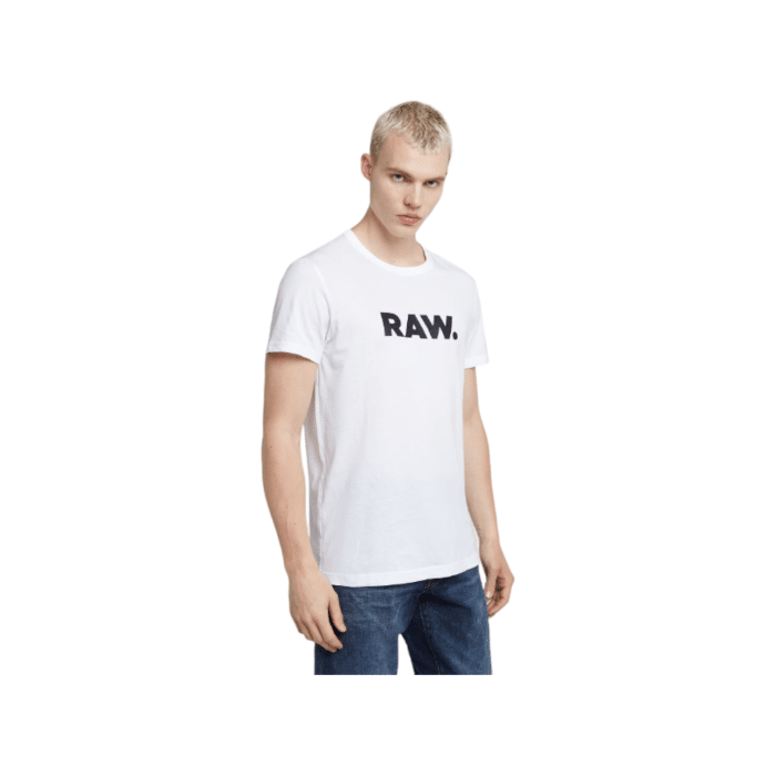 807 31A | The G Star Holorn R T S/S in White Colour combines a classic crew neck design with a rich navy hue for a versatile and timeless look. Made from high-quality materials, this short-sleeve T-shirt offers exceptional comfort and durability, ideal for both casual and smart-casual outfits.