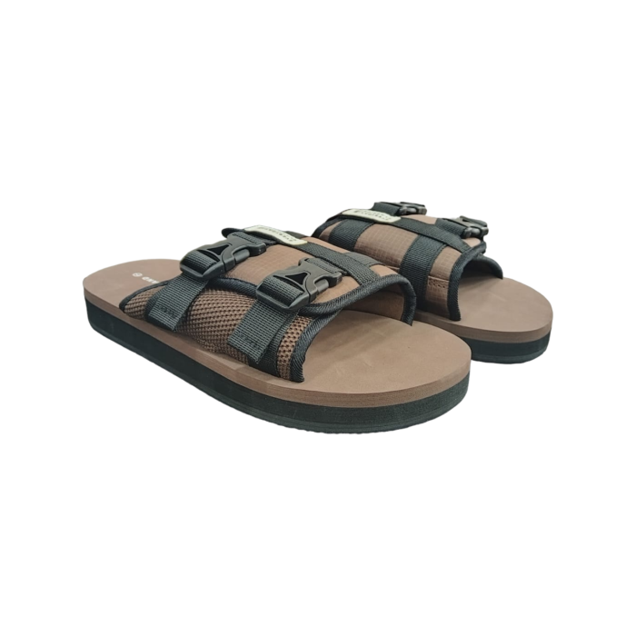 57 21B | The Jonathan D Jack Sandals in Fudge colour offer a sophisticated blend of style and comfort. Crafted from premium materials with a cushioned footbed and durable rubber outsole, these sandals ensure lasting wear and exceptional support for any casual or semi-formal occasion.