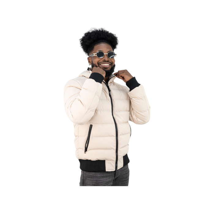 96 58B | The Cutty Frost Puffer Jacket in Beige combines warmth and style, featuring a sleek design and insulated padding for superior comfort. Perfect for cold weather, this durable jacket provides both functionality and a modern look, making it an essential addition to your winter wardrobe.