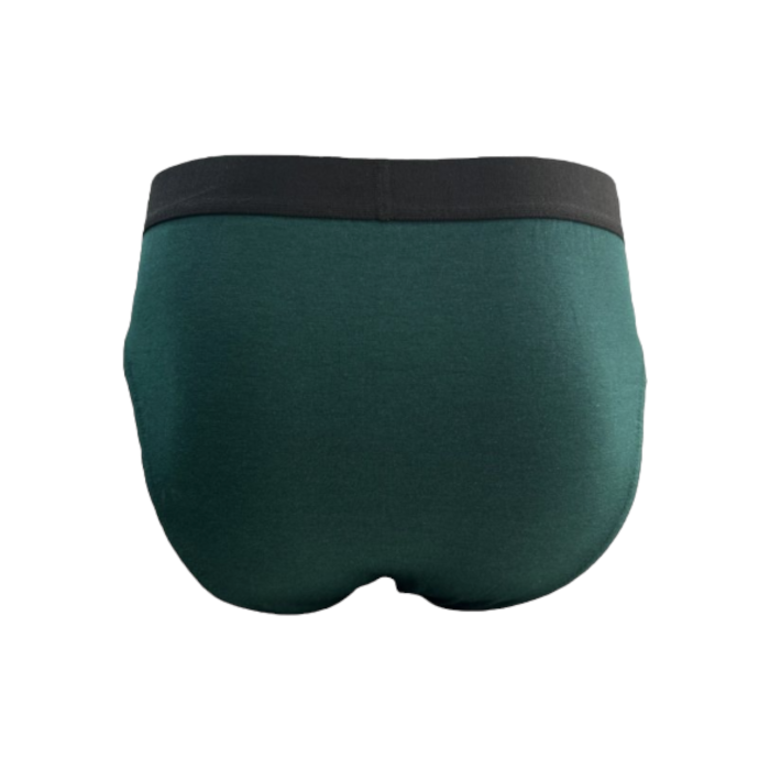 139 1B | The Cutty Cotton Briefs 3-Pack in Emerald, Black, and Blue delivers ultimate comfort with a soft, breathable cotton blend and a snug, tailored fit. Featuring durable construction, moisture-wicking fabric, and a secure waistband, these briefs offer all-day support and a stylish look.