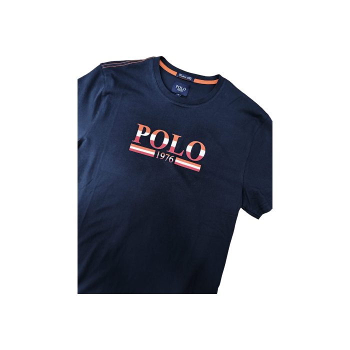 303 112B | The Polo Crew Logo Printed T-Shirt in Navy offers a blend of casual sophistication and timeless style. Featuring a classic crew neckline and a bold logo print, this shirt is designed to provide all-day comfort while making a statement, perfect for effortless everyday wear