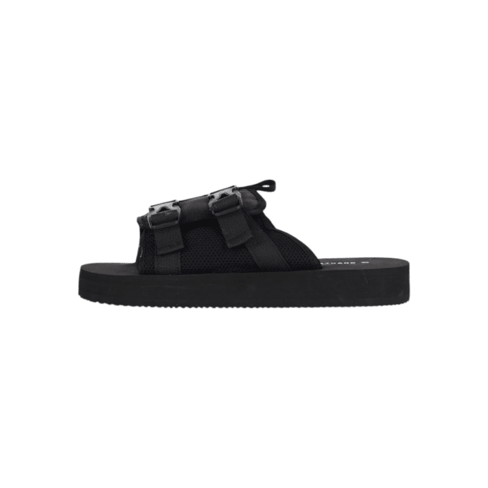 57 1A | The Jonathan D Jack Sandals in Black colour offer a sophisticated blend of style and comfort. Crafted from premium materials with a cushioned footbed and durable rubber outsole, these sandals ensure lasting wear and exceptional support for any casual or semi-formal occasion.