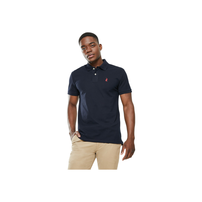 302 5B | The Polo Golfer Stretch Pique in Navy S/S combines classic design with a modern slim fit, making it a versatile addition to any wardrobe. Crafted from high-quality materials, this polo ensures both comfort and style for any occasion.