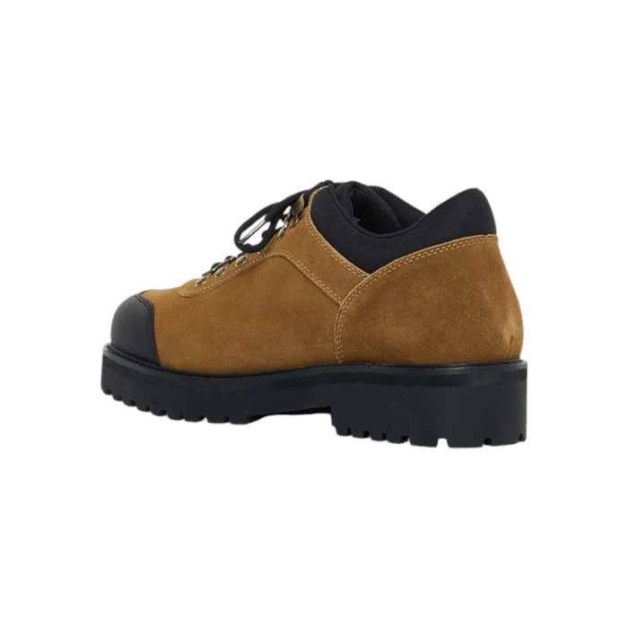 55 68C | The Jonathan D Huke shoes in Brown and Black seamlessly blend sophistication and comfort, making them perfect for any occasion. Crafted with premium materials and a sleek design, these shoes offer unmatched durability and style.