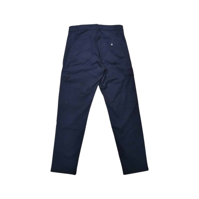 1020 3A | The G-Star Skinny Chino Cargo 2.0 in Osaka Blue seamlessly blends modern style with practical functionality, featuring a sleek, skinny fit that flatters the silhouette while incorporating stylish cargo pockets for added utility. Made from a premium cotton blend with a hint of elastane, these chinos offer exceptional comfort and flexibility, ensuring you can move freely throughout your day without sacrificing style. With its rich Osaka Blue color and versatile design, this pair of chinos easily transitions from casual outings to more polished events, making it a must-have staple for any contemporary wardrobe.