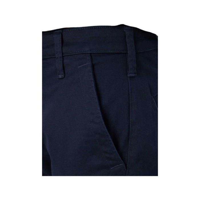 1089 2C | The G-Star Skinny Chino 3.0 in Salute Navy is a modern wardrobe essential that combines a sleek, skinny fit with a sophisticated, versatile color, making it perfect for both casual and semi-formal occasions. Crafted from a premium cotton blend with added stretch, these chinos provide exceptional comfort and freedom of movement while maintaining their shape and sharp silhouette throughout the day. With a classic five-pocket design and thoughtful detailing, including a secure zipper fly and subtle G-Star branding, these chinos effortlessly elevate your style, allowing for seamless transitions from day to night.