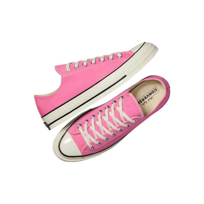 126 91C | The Chuck 70 offers a blank canvas for you to tell your own stories. Whether you're expressing yourself through style or activity, new colors and modern-comfort details have you covered. <b>REASONS YOU SHOULD BUY</b> <ul> <li>Durable canvas upper for that classic Chucks look and feel.</li> <li>OrthoLite cushioning helps provide optimal comfort.</li> <li>A new palette of colors offers an on-trend foundation for any look.</li> <li>Iconic Chuck Taylor ankle patch and All Star license plate reps the legacy.</li> </ul>