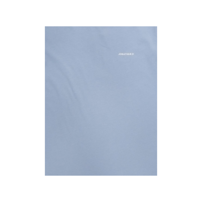 47 11B | The Jonathan D T-Shirt Celer in Light Blue offers a sleek, minimalist design crafted from soft, breathable cotton, providing both comfort and durability for everyday wear. Its versatile Light Blue hue and classic fit make it a perfect choice for effortless style, whether dressed up or down.