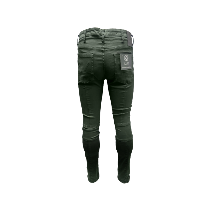 939 35A | Experience modern style and unparalleled comfort with Vialli Jeans Iyewo Scheletrico Skinny in Bottle green. These jeans offer a flattering fit and unique detailing, making them a versatile addition to any wardrobe.