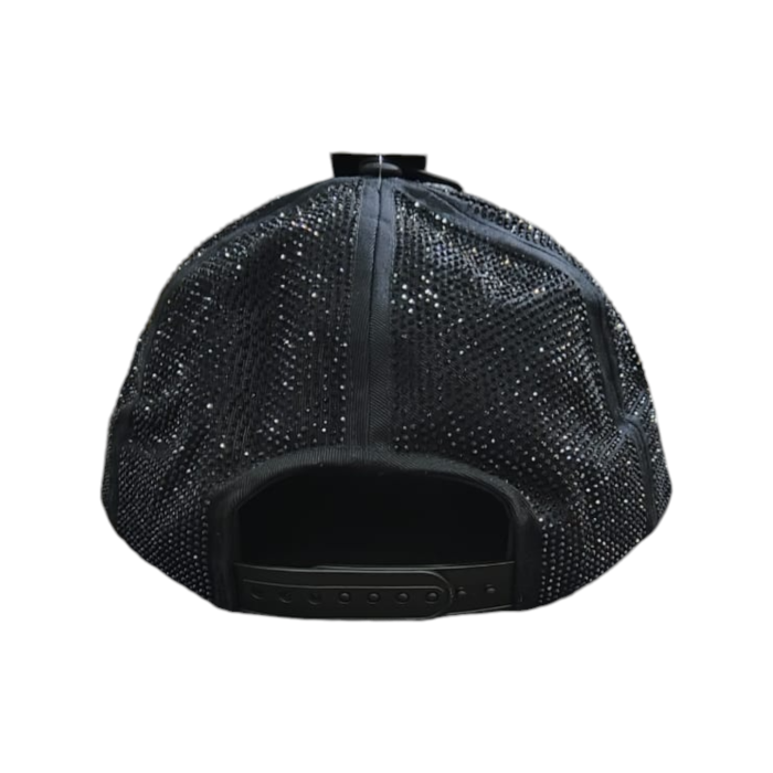 944 8B | The Vialli Caps Fiasca in Black offers a perfect blend of style and functionality, featuring durable, breathable fabric and an adjustable fit for all-day comfort. Its sleek color and structured design make it a versatile accessory, ideal for both athletic and casual wear.