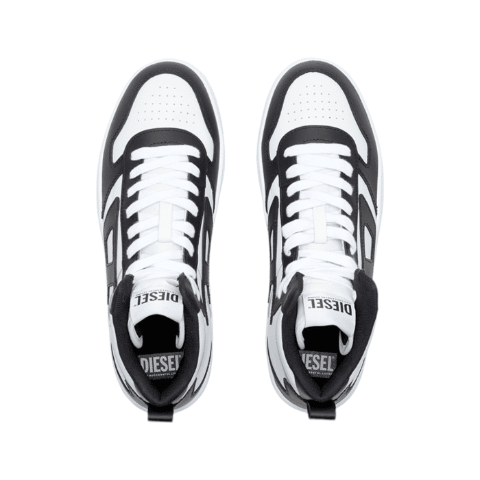 861 64C | The Diesel S-Ukiyo V2 Mid Black/White sneakers combine bold design with modern comfort, featuring a striking black and white color-blocked upper that adds a stylish edge to any outfit. Crafted from durable synthetic materials with a cushioned insole, these mid-top sneakers provide both support and all-day comfort, making them ideal for city adventures or casual outings. With a secure lace-up closure and Diesel’s signature branding, the S-Ukiyo V2 Mid Black/White offers a perfect balance of fashion and functionality for the style-conscious individual.