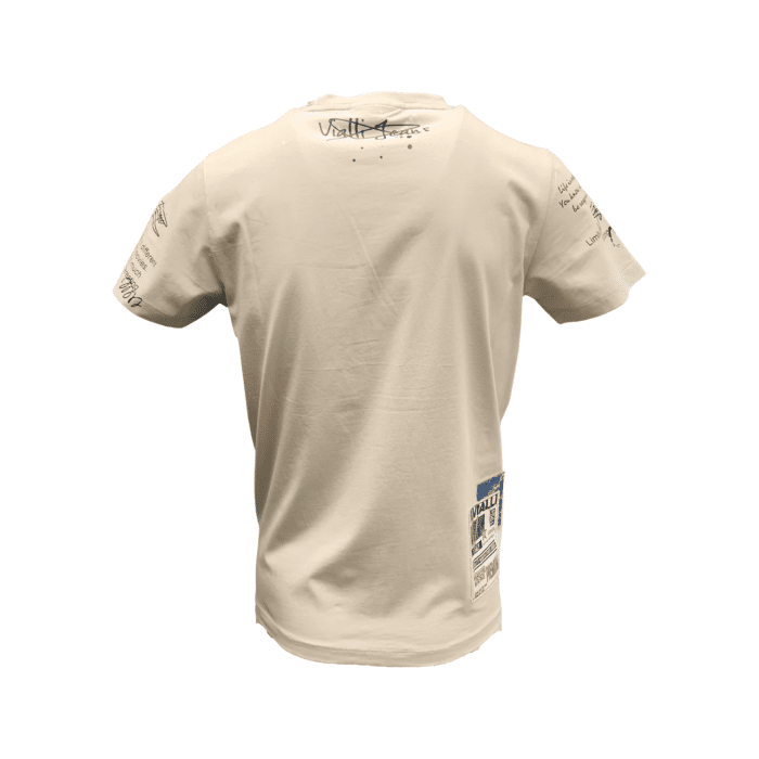 938 63A | The Vialli T Shirt Irock in Cream combines sleek design with premium comfort, making it a versatile piece for any wardrobe. Crafted from soft, durable fabric, this shirt ensures a flattering fit and pairs effortlessly with any outfit for a stylish, modern look.