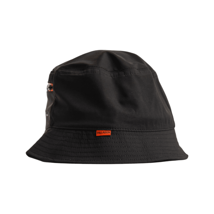 461 9B | Stay cool under pressure with Palladium’s Military Bucket Hat. Designed with a classic bucket shape and infused with a tactical edge, this hat brings utilitarian style to your everyday adventures.