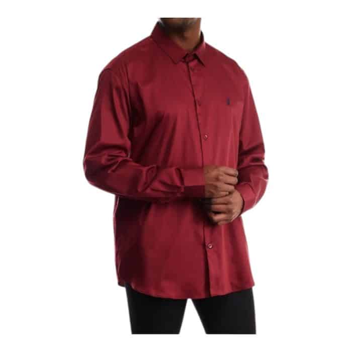 299 26 A 1 | The Polo Shirt L/S Custom Fit Sateen Burgundy combines timeless sophistication with modern comfort, featuring a luxurious sateen fabric that offers a smooth texture and an elegant sheen. Its custom-fit design and rich burgundy hue create a tailored, versatile look that transitions effortlessly from casual outings to semi-formal occasions. Thoughtfully crafted with ribbed cuffs, a buttoned placket, and a polished collar, this long-sleeve polo ensures durability, style, and comfort in every detail.